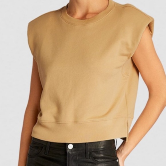 Zara Sleeveless Sweater - Picture 2 of 7